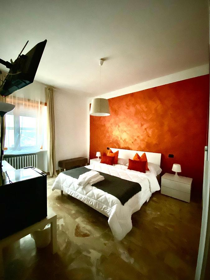 B&B Mo•Si Massa d'Albe Buitenkant foto