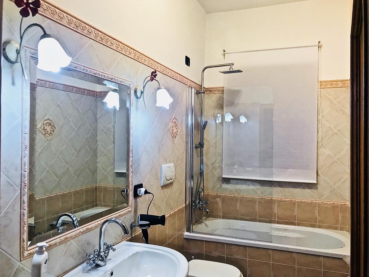 B&B Mo•Si Massa d'Albe Buitenkant foto